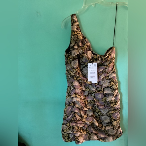 Zara One Shoulder Ruched Floral Minidress Size Medium NWT - Picture 4 of 9